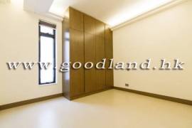 SAI KUNG Village House For Sale | Hottest Location, Recent Renovation & Equipped Kitchen