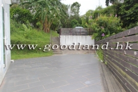 SAI KUNG Mid-Level Detached House For Sale | Huge Garden, Equipped Kitchen & 4 Bedrooms