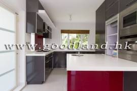 SAI KUNG Mid-Level Detached House For Sale | Huge Garden, Equipped Kitchen & 4 Bedrooms