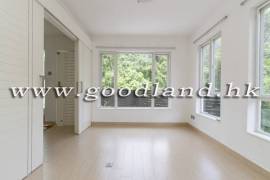 SAI KUNG Mid-Level Detached House For Sale | Huge Garden, Equipped Kitchen & 4 Bedrooms