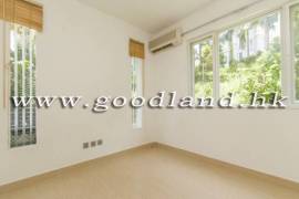 SAI KUNG Mid-Level Detached House For Sale | Huge Garden, Equipped Kitchen & 4 Bedrooms