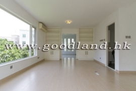 SAI KUNG Mid-Level Detached House For Sale | Huge Garden, Equipped Kitchen & 4 Bedrooms