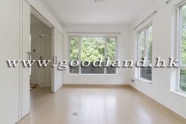 SAI KUNG Mid-Level Detached House For Sale | Huge Garden, Equipped Kitchen & 4 Bedrooms