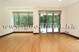SAI KUNG Village House For Sale | Modern Renovation, Lovely Garden & 4 Bedrooms