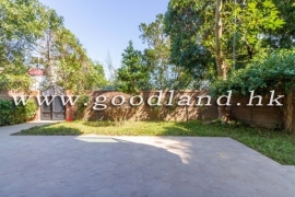 SAI KUNG Mid Level Village House For Sale | Huge Garden, Sea View & 4 Bedrooms