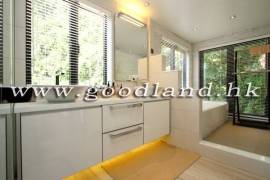 SAI KUNG Village House For Sale | Landscaped Garden, Private Gate Parking & 3 En-Suites