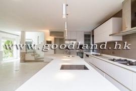 SAI KUNG Village House For Sale | Landscaped Garden, Private Gate Parking & 3 En-Suites