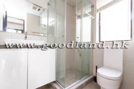 SAI KUNG Village House For Sale | Landscaped Garden, Private Gate Parking & 3 En-Suites