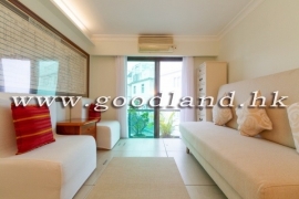 SAI KUNG Mid Level Village House For Sale | 5 Bedrooms, Spacious Layout & Parking Nearby