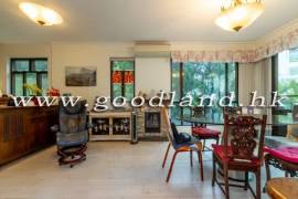 SAI KUNG Mid Level Village House For Sale | 5 Bedrooms, Spacious Layout & Parking Nearby