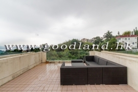 SAI KUNG Village House For Sale | Sea and Greenery View, Lawn Garden & 4 Bedrooms
