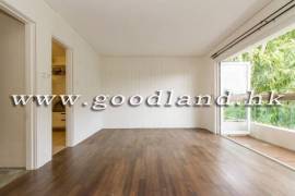 SAI KUNG Village House For Sale | Resort Style Complex, Communal Pool & Garden