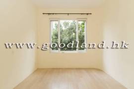 SAI KUNG Village House For Sale | Resort Style Complex, Communal Pool & Garden