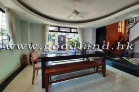 SAI KUNG Village House For Sale | Lovely Garden, Sea View & 5 Bedrooms