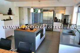 SAI KUNG Village House For Sale | End Unit, Private Gate Terrace & Sea View