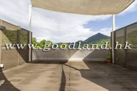 SAI KUNG Village House For Sale | Gated Community, Communal Pool & Green View