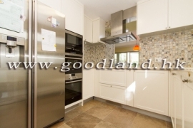 SAI KUNG Village House For Sale | Gated Community, Communal Pool & Green View