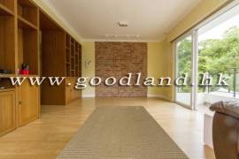 SAI KUNG Village House For Sale | Gated Community, Communal Pool & Green View