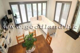 SAI KUNG Village House For Sale | Renovated Family Home, Garden & 5 Bedrooms