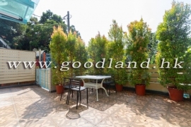 SAI KUNG Detached Village House For Sale | Garden, Green View & Parking Nearby