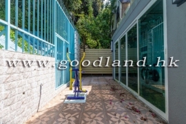 SAI KUNG Detached Village House For Sale | Garden, Green View & Parking Nearby