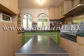 SAI KUNG Detached Village House For Sale | Garden, Spacious Layout & 5 Bedrooms