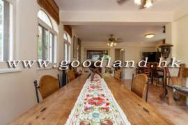 SAI KUNG Detached Village House For Sale | Garden, Spacious Layout & 5 Bedrooms