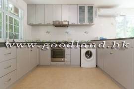 SAI KUNG Village House For Sale | Large Lawn Garden, Sea View & 3 En-Suites