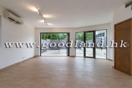 SAI KUNG Village House For Sale | Greenery View, Parking Nearby & 4 Bedrooms