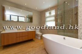 SAI KUNG Village House For Sale | Greenery View, Parking Nearby & 4 Bedrooms