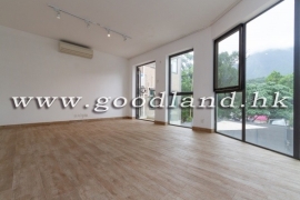 SAI KUNG Village House For Sale | Greenery View, Parking Nearby & 4 Bedrooms