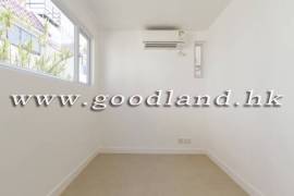 SAI KUNG Village House For Sale | Communal Pool, Lawn Garden & Mountain View