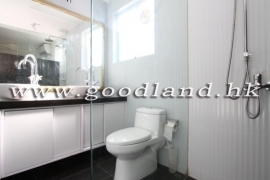 SAI KUNG Village House For Sale | Communal Pool, Lawn Garden & Mountain View