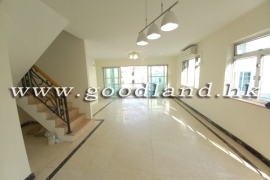 SAI KUNG Upper Duplex Village House For Sale | Rooftop, Convenient Location & 3 Bedrooms