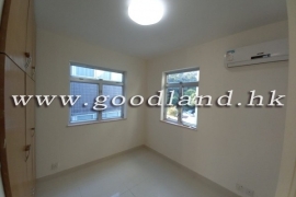 SAI KUNG Upper Duplex Village House For Sale | Rooftop, Convenient Location & 3 Bedrooms