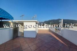 SAI KUNG Upper Duplex Village House For Sale | Rooftop, Convenient Location & 3 Bedrooms