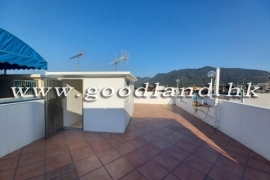 SAI KUNG Upper Duplex Village House For Sale | Rooftop, Convenient Location & 3 Bedrooms