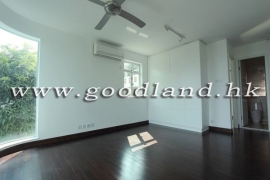 SAI KUNG Mid Level Detached Village House For Sale and Rent | Huge Lawn Garden & Sea View