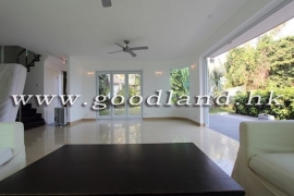 SAI KUNG Mid Level Detached Village House For Sale and Rent | Huge Lawn Garden & Sea View