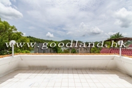 SAI KUNG Detached Village House For Sale | Huge Deeded Garden & Private Parking
