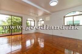 SAI KUNG Detached Village House For Sale | Huge Deeded Garden & Private Parking