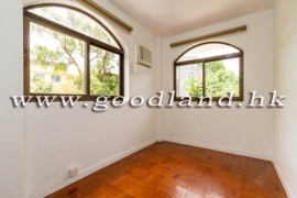 SAI KUNG Detached Village House For Sale | Huge Deeded Garden & Private Parking
