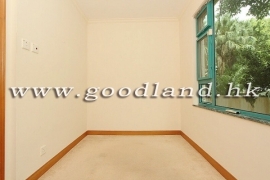 SAI KUNG Village House For Sale | Resort Style Living, Communal Pool & 5 Bedrooms