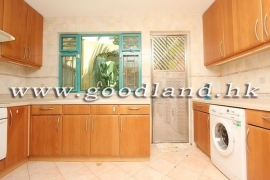 SAI KUNG Village House For Sale | Resort Style Living, Communal Pool & 5 Bedrooms