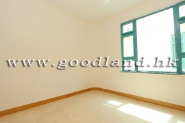 SAI KUNG Village House For Sale | Resort Style Living, Communal Pool & 5 Bedrooms