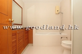 SAI KUNG Village House For Sale | Resort Style Living, Communal Pool & 5 Bedrooms