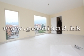 SAI KUNG Detached Village House For Sale and Rent | Close To Town, Huge Garden & Gate Parking