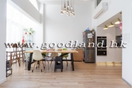 SAI KUNG Semi-Detached Village House For Sale | Sea View, High Ceiling & Garden