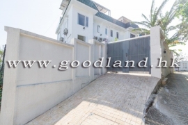 SAI KUNG Semi-Detached Village House For Sale | Sea View, High Ceiling & Garden