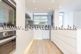 SAI KUNG Semi-Detached Village House For Sale | Sea View, High Ceiling & Garden